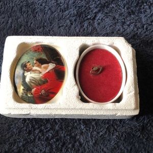 1992 Gone With the Wind Small Music Trinket Box